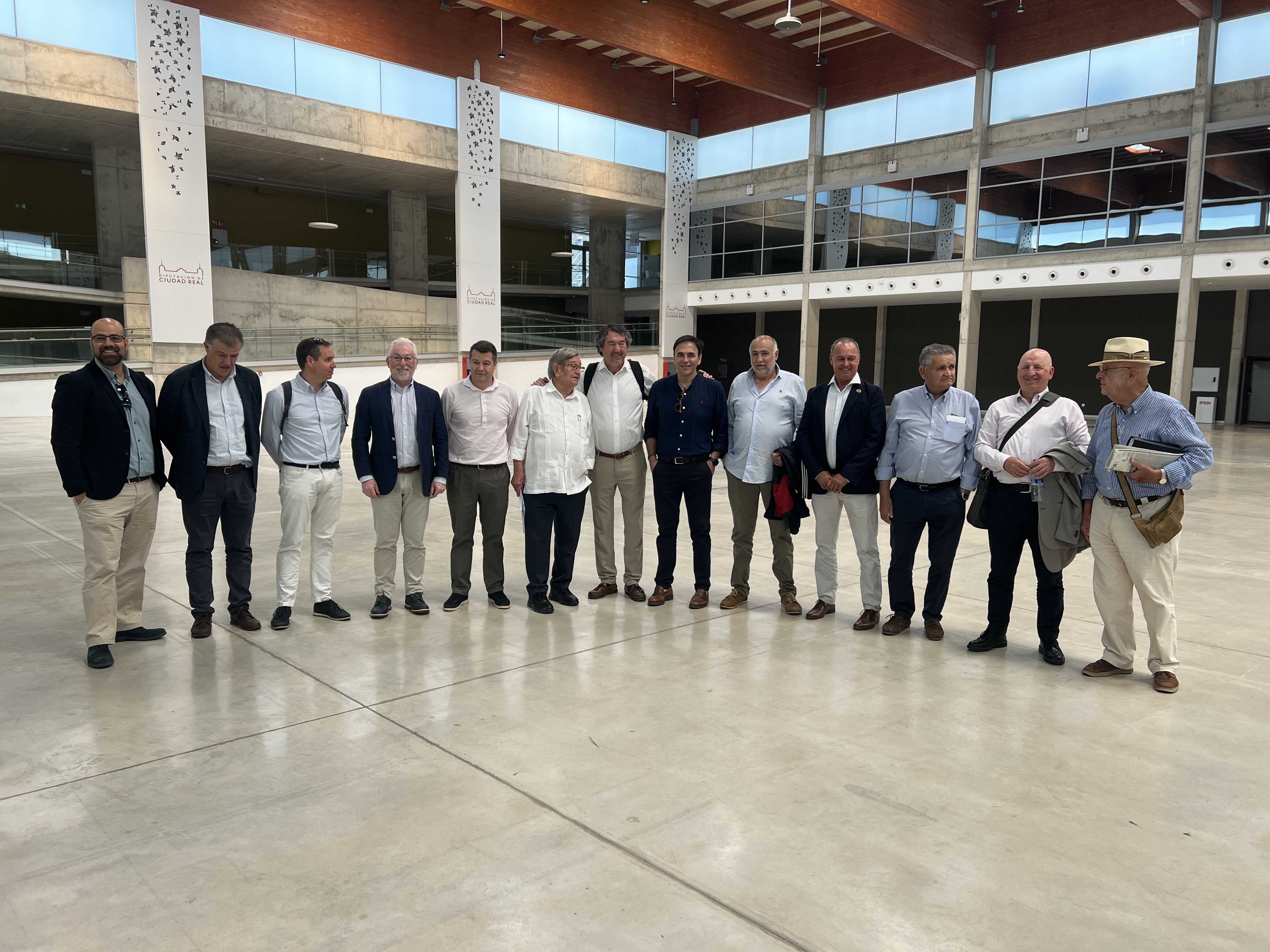 El Comité del 16 Congreso Nacional de Regantes visita el recinto ferial (IFEDI) de Ciudad Real